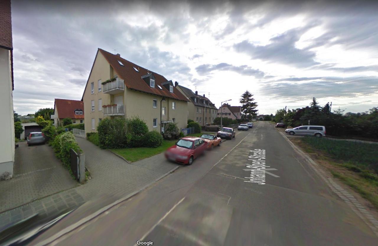 Complete Apartment Peacefully Situated Near The Airport Nurnberg Exterior photo